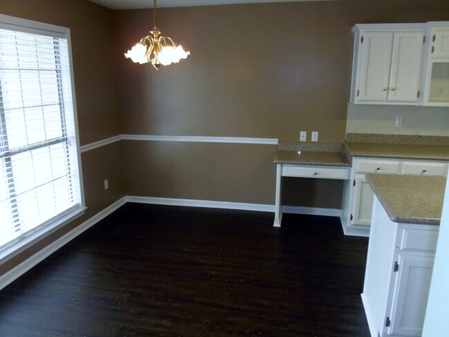 Building Photo - Call Tonia Rollins (501)626-9917