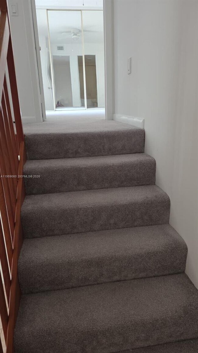 Building Photo - 739 Mill Valley Pl