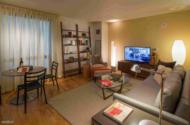 Building Photo - 1 br, 1 bath  - 25 Edinboro St  One Bath