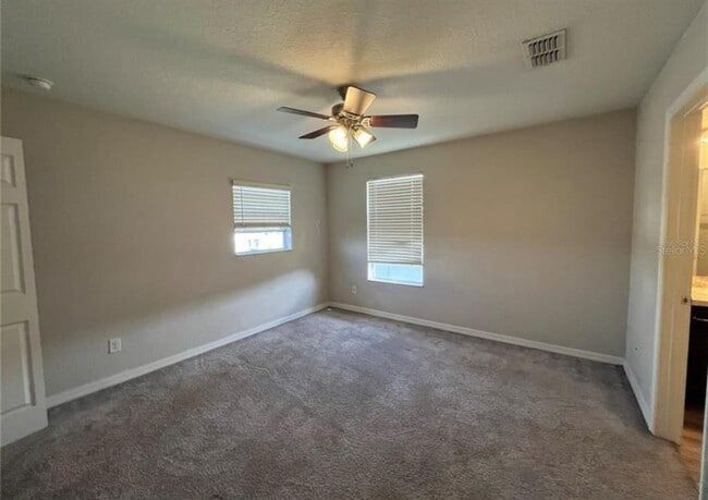 Building Photo - 4571 Calumet Dr