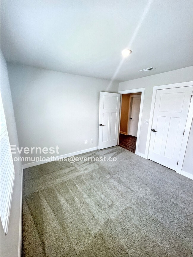 Building Photo - 2660 Thornton Grove Blvd