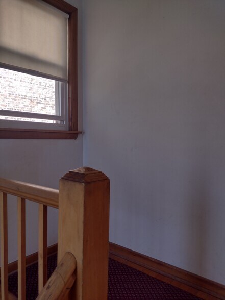 Front entrance - 5617 N Christiana Ave