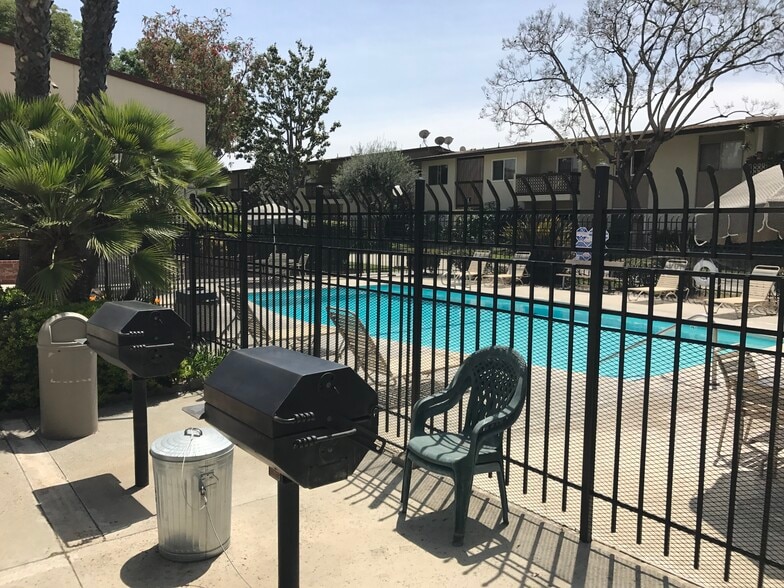 BBQ Area - 12200 Montecito Rd