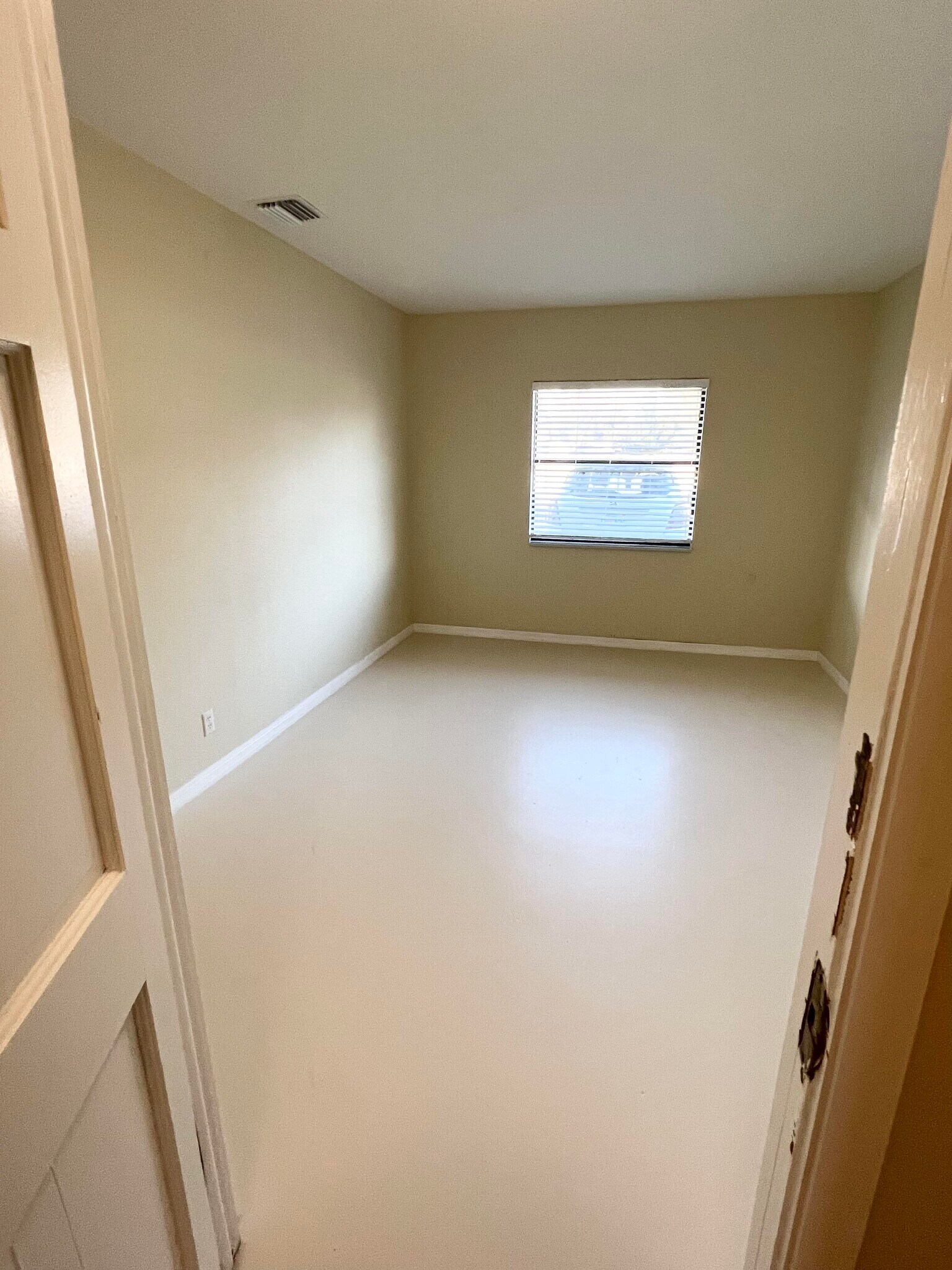 Bonus Room - 4865 Darwood Dr