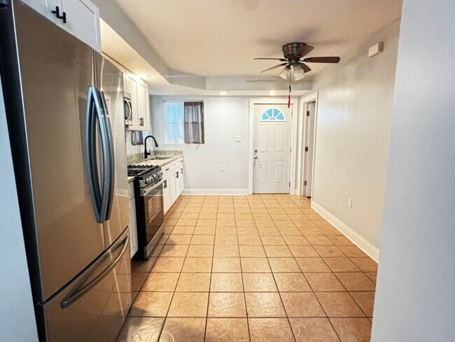 Building Photo - 5152 S Kildare Ave