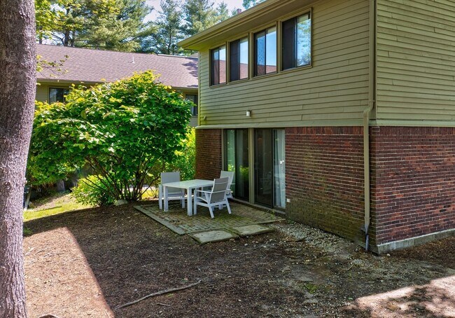 Building Photo - 236 Brown Bear Crossing