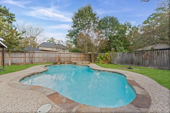 Building Photo - 27241 Wells Ln