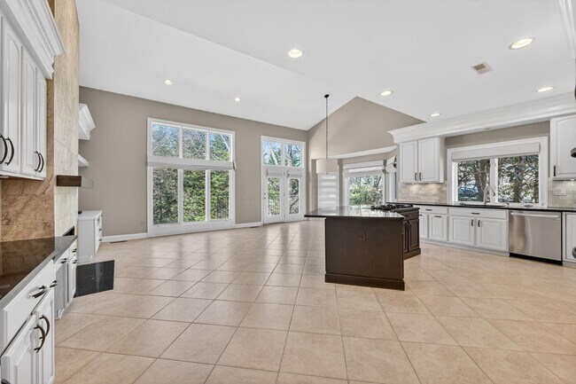 Building Photo - 11316 Ridge Mist Terrace