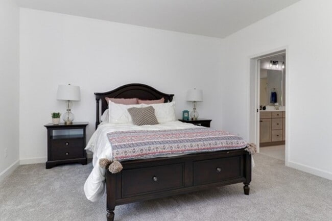 Building Photo - Get $699 off your security deposit!