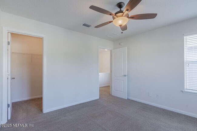 Building Photo - 2374 Red Moon Dr