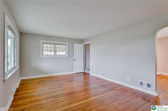 Building Photo - 8171 Moyer Rd