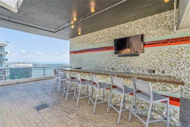 Building Photo - 60 SW 13th St