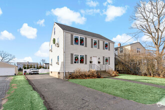 Building Photo - 788 Reef Rd