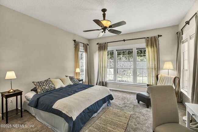 Building Photo - 7963 Mt Ranier Dr
