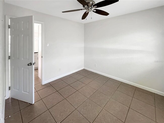 Building Photo - 11594 1st Ave