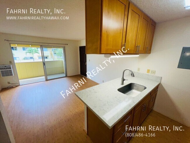 Building Photo - 94-1055-1055 Kaukahi Pl
