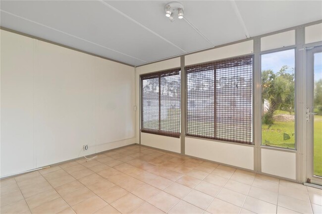 Building Photo - 1290 Mendavia Terrace