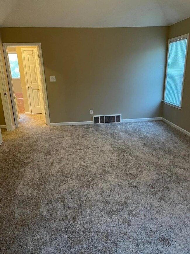 Building Photo - 1335 Milestone Cir