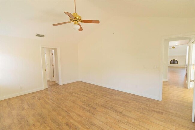 Building Photo - 2505 Buckhorn Run Dr
