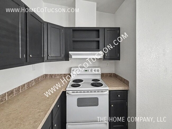 Building Photo - 3171 W Jusnic Cir