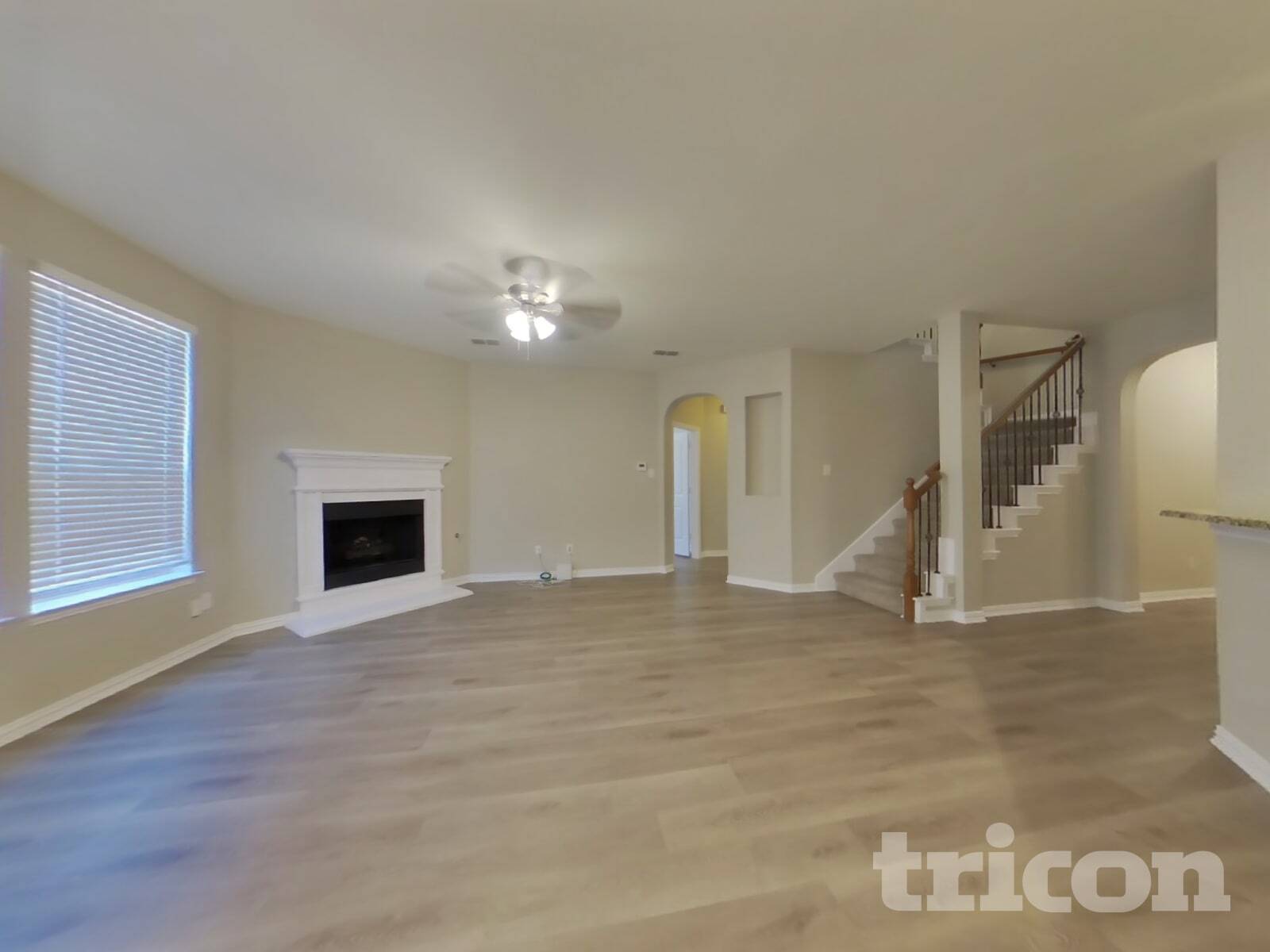 Building Photo - 8757 Royalwood Dr