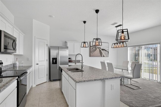Building Photo - 1691 Bear Mountain Dr
