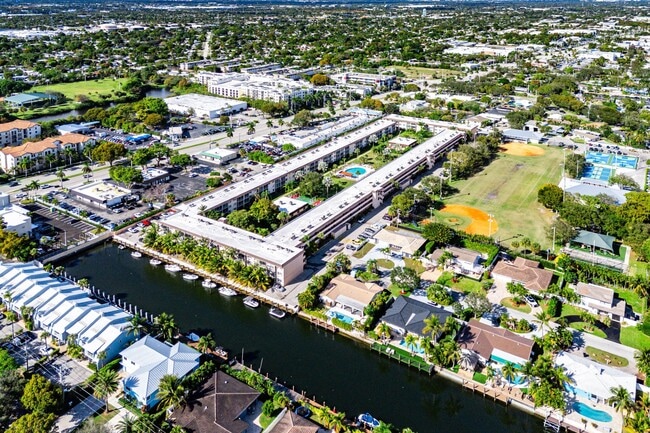 Building Photo - 4500 N Federal Hwy