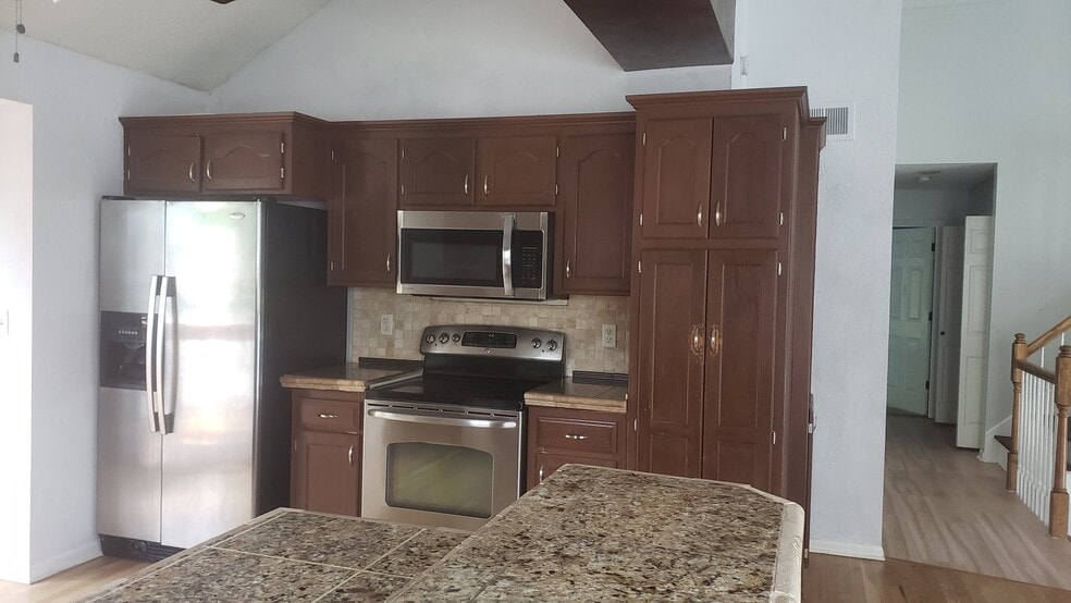 Building Photo - 13642 W 129th St