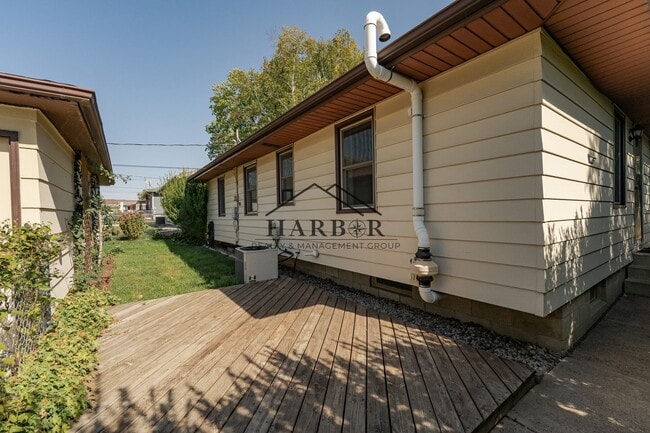 Building Photo - Single Family Home - Coming Soon!