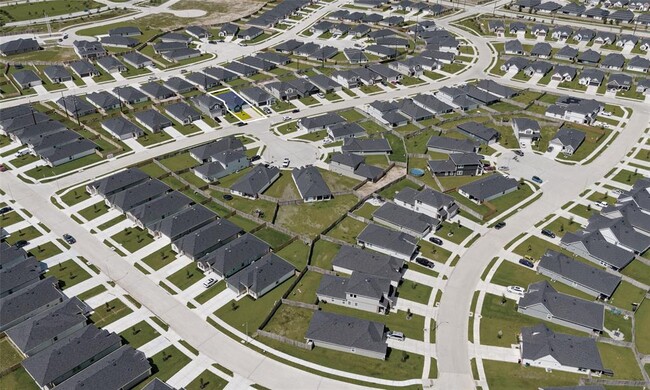 Building Photo - 31714 Brandon Ml Trl