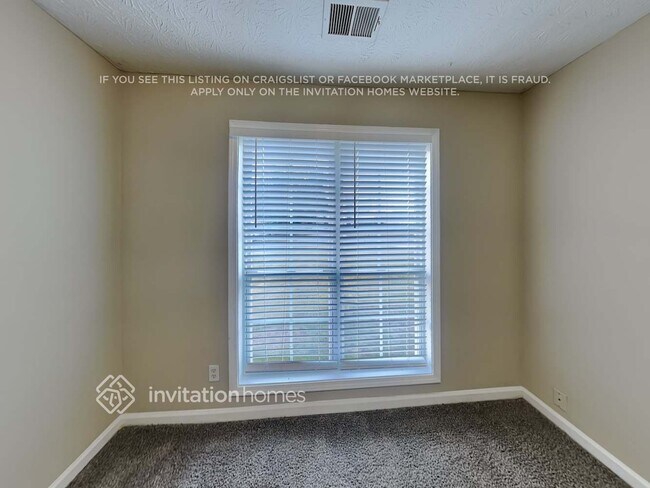 Building Photo - 6216 Nellie Ct SE