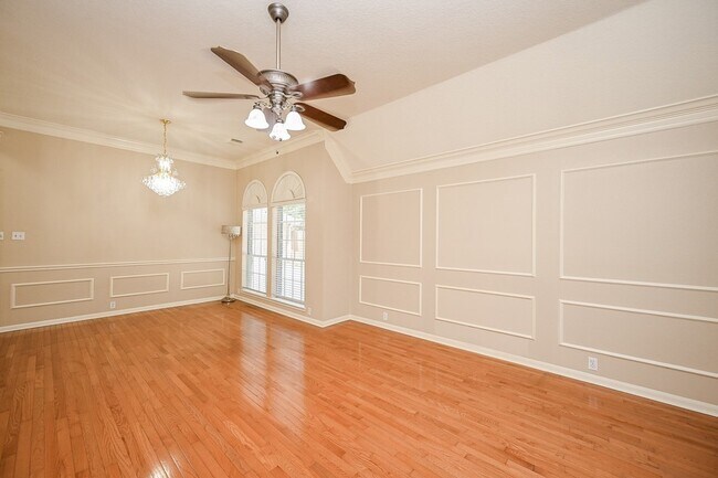 Building Photo - 1335 Remington Crest Dr