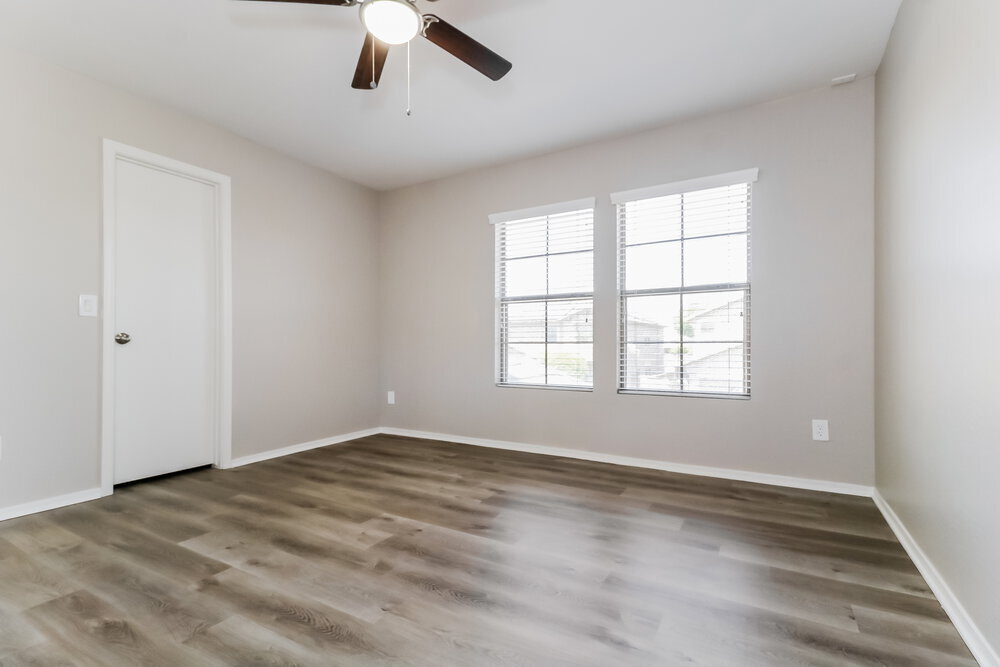Building Photo - 11811 W Foothill Dr