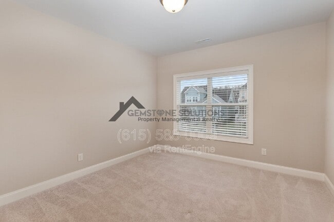 Building Photo - 130 Hobbs Dr