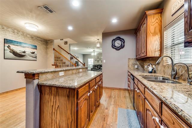 Building Photo - 1413 Snowberry Dr