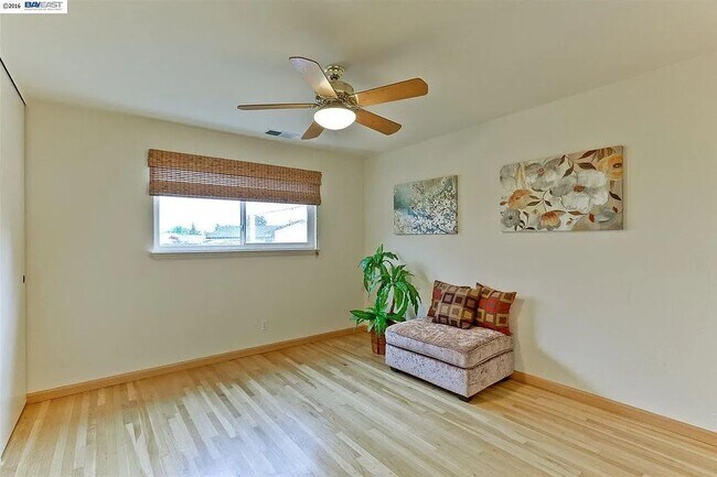 Building Photo - 4165 Sabio Ct