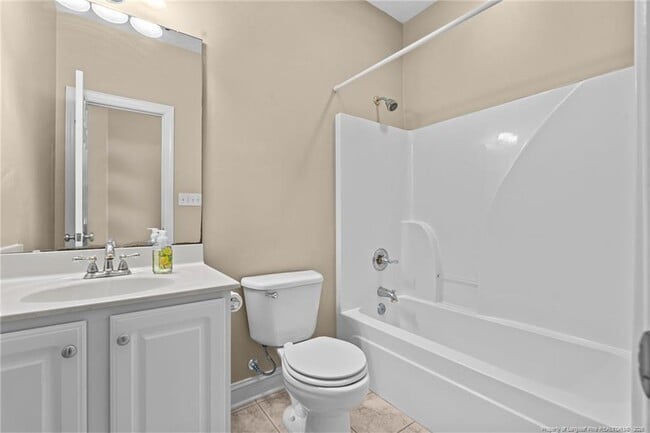 Building Photo - 85 Shining Water Ln