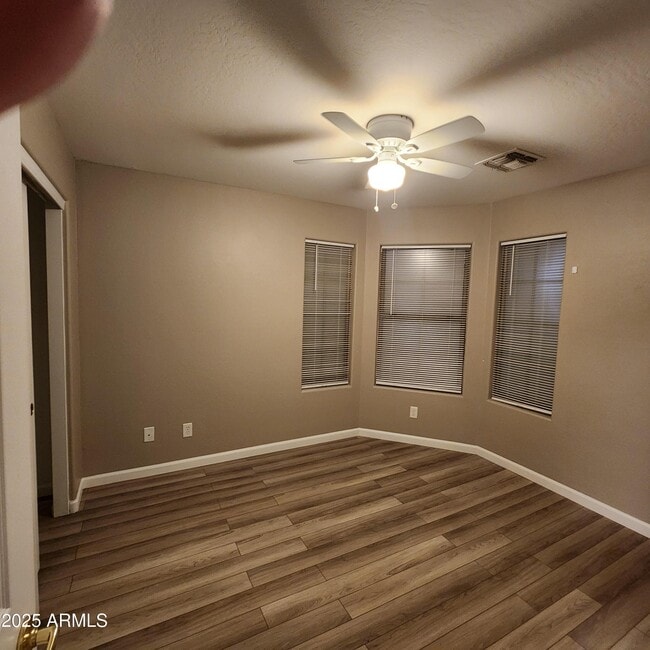 Building Photo - 14230 N 152nd Ln