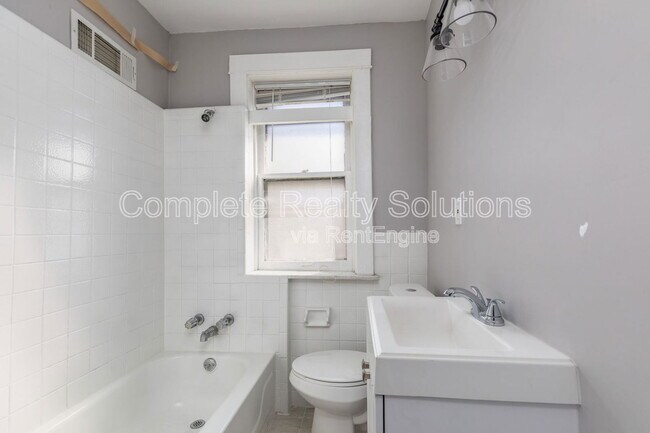 Building Photo - 5352 Neosho St
