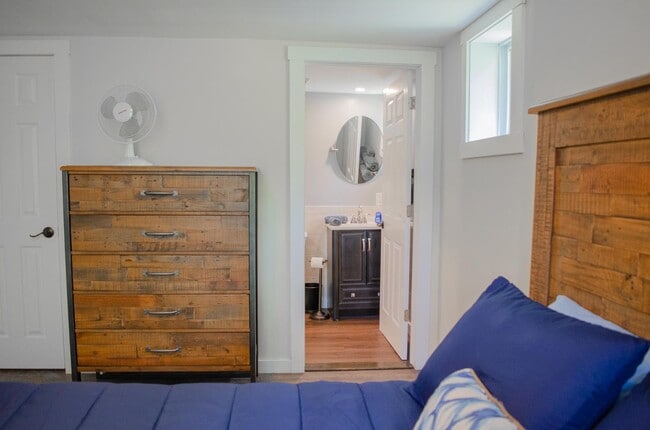 Building Photo - 2460 NY-145