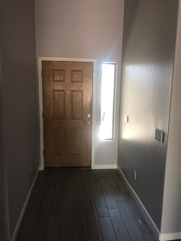 Building Photo - Chandler 4 bed 2 bath