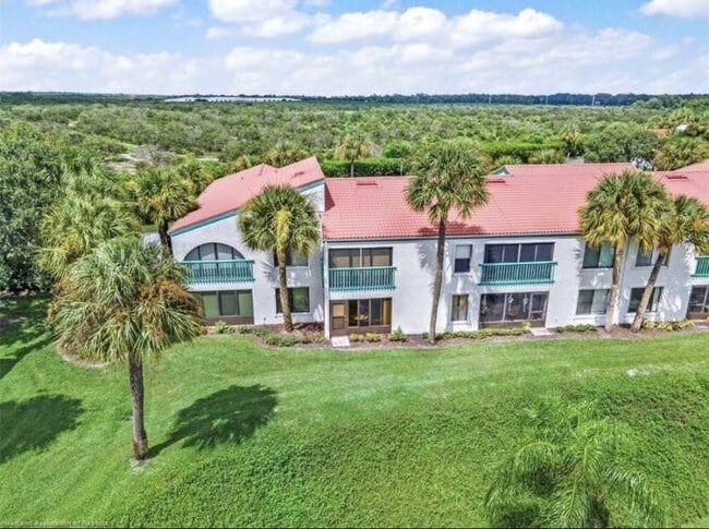 Building Photo - 4801 Casablanca Cir