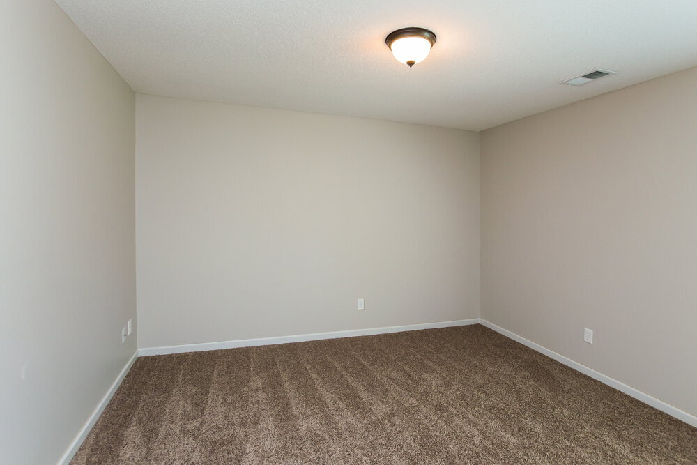Building Photo - 9889 Southern Oak Way