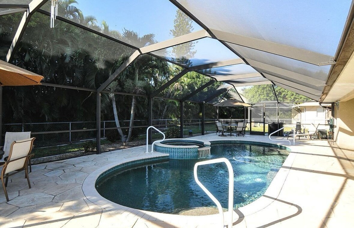 Building Photo - 1620 Orchid Blvd