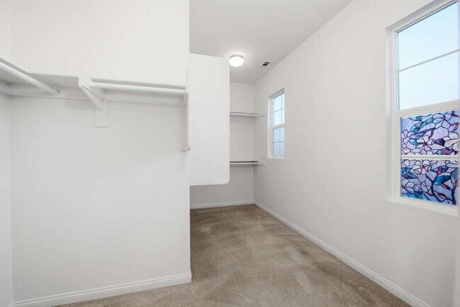 Building Photo - 1482 Franceschi Dr