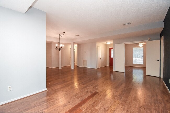 Building Photo - 9107 Wallingham Ct