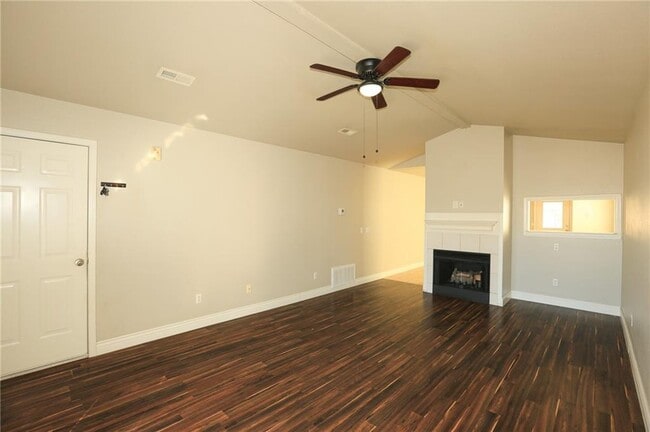 Building Photo - 50 Cheryl Cir