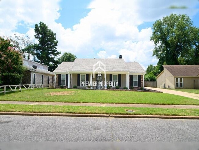 Primary Photo - 195 Sullivan Dr