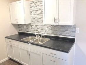 Building Photo - 1807 Parker Cir