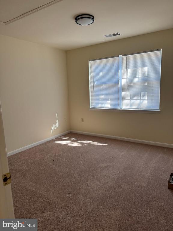 Building Photo - 149 Laurel Ct